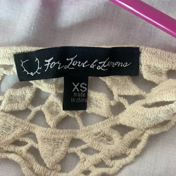 For Love And Lemons women’s coverup sizeXS crochet cold-shoulder - Picture 9 of 9